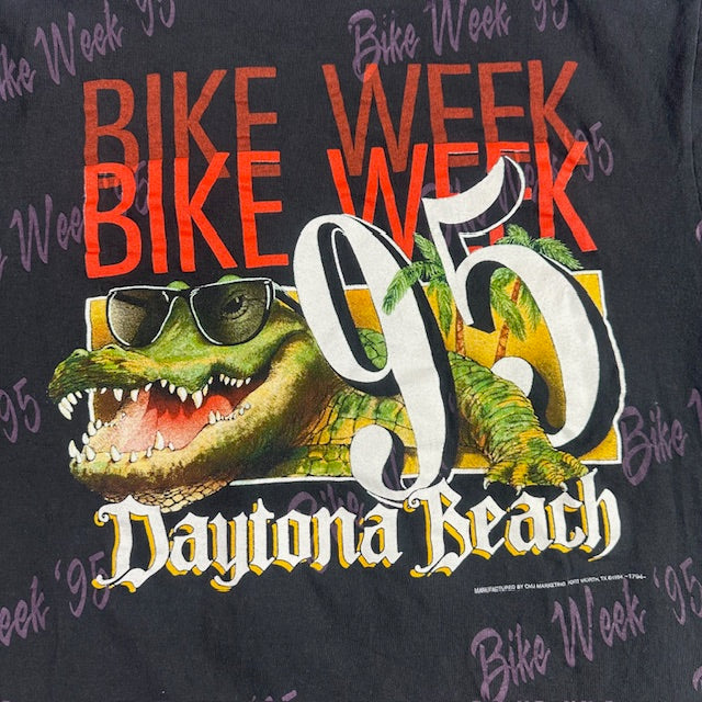 1995 Vintage Daytona 3d Emblem "95 Daytona Bike Week" tee - Size L
